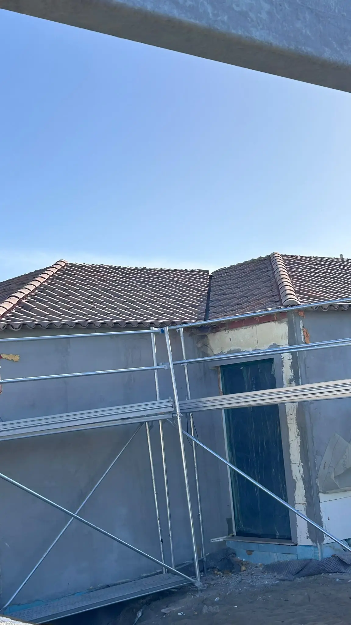 Junction of wall and roof
